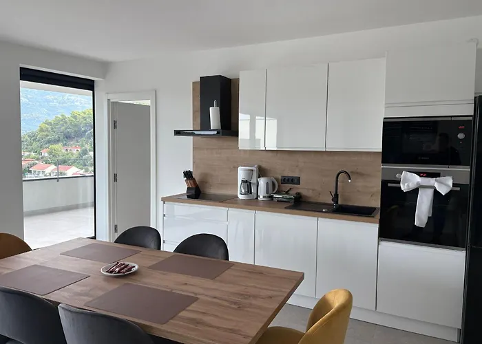 Pine Tree Hill Lejlighed *